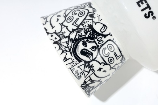 M-pets Urbanstyle Tilt'd Raised Ceramic Bowl Black & White - S