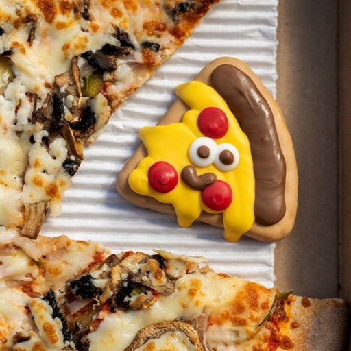 Bosco & Roxy's Dog Have A Slice Day Woof It Down